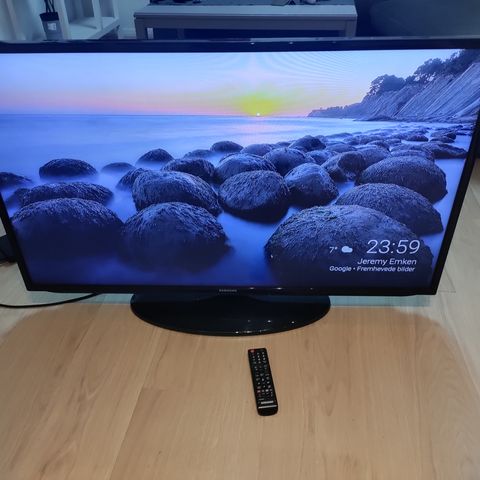 Samsung 46 tommer tv selges