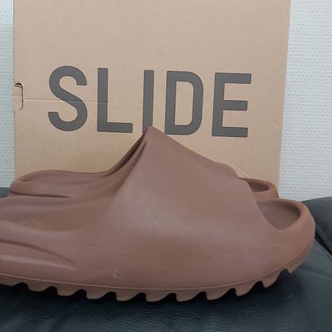 Yeezy slides