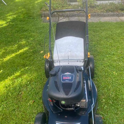 Gressklipper Alpina/Stiga m/Briggs & Stratton motor