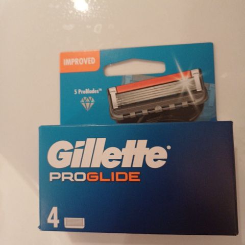 Philips barbermaskin og Gilette proglide