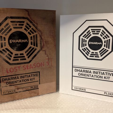 LOST Sesong 5: Limited Edition Dharma Initiative Orientation Kit, Blu-Ray