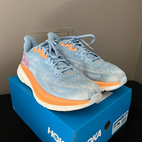 Hoka Clifton 9 - str. 41 1/3