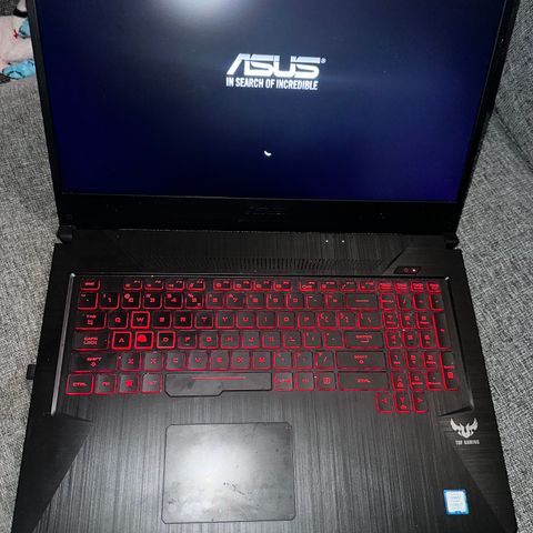 Asus FX-705 / Intel i7 8750H