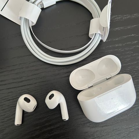 Apple AirPods (3. gen)