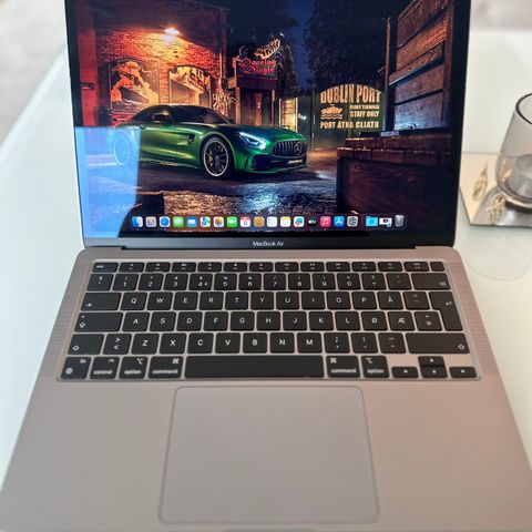 MacBook Air 2020 8GB RAM 13,3 tommer