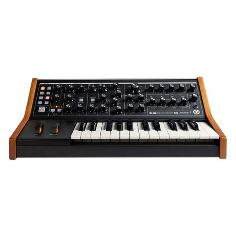 Moog Subsequent 25 med flightcase, bag og decksaver - bytte/salg