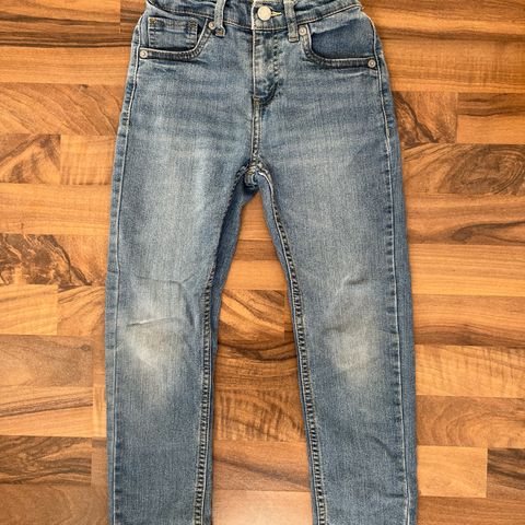 Levis 510 str 8 år