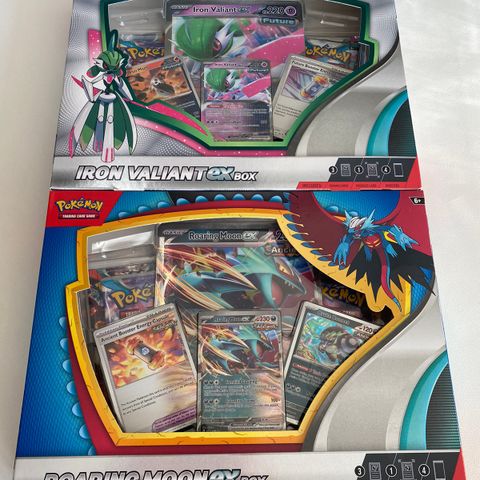 Pokémon Roaring Moon og Iron Valiant ex box