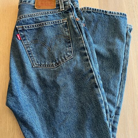 Levis 501 W27 L28