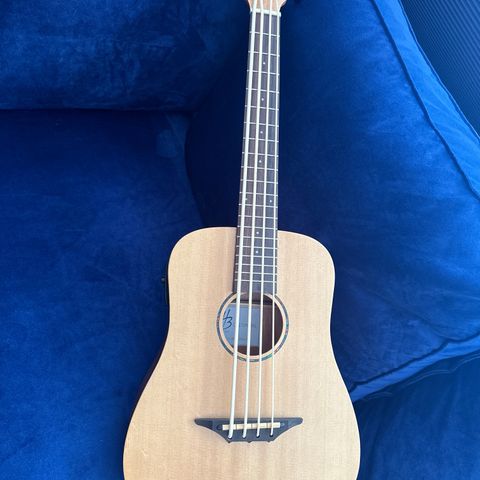 Harley Benton Kahuna CLU-Bass Ukulele