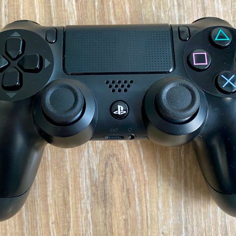 PS4 kontroll