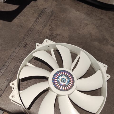 Cooler master vifte (fan) 200 mm hvit