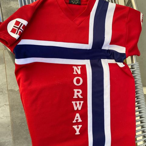 Norway trenings t-skjorte 8-10 år