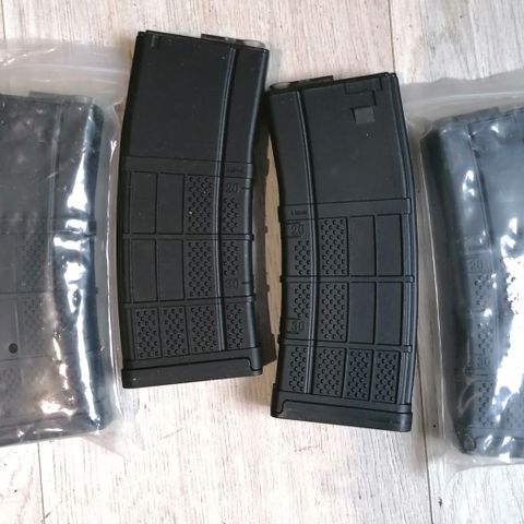 4 M4 m16 Mags