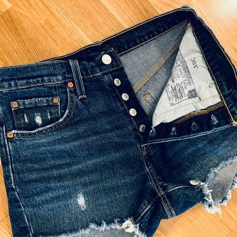 Shorts Levi’s 501, str 27