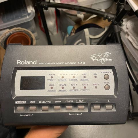 Roland TD3 trommemodul med kabler