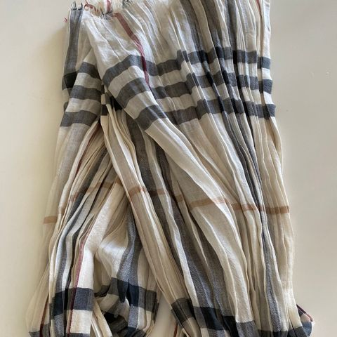 Burberry skjerf