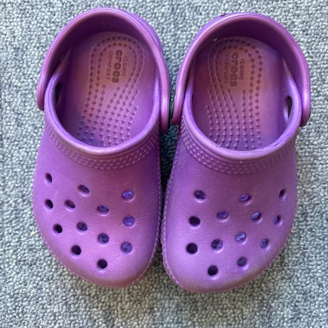 Crocs str 7 pent brukt