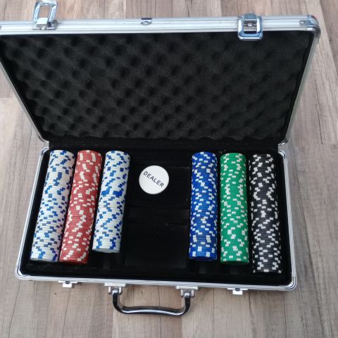 Poker chips