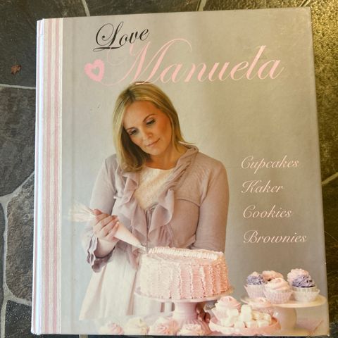 Bok: Love Manuela kokebok Passion 4 baking