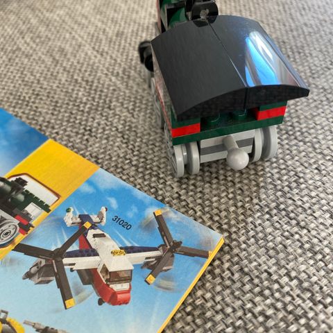 Lego Creator 31015