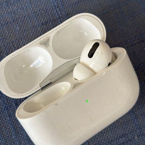 Airpods Pro (Gen 2)