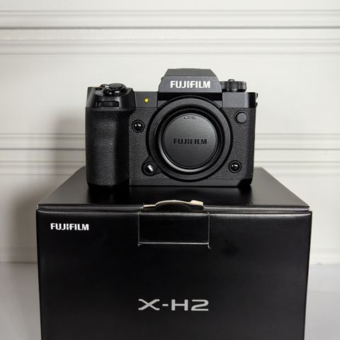 Fujifilm X-H2