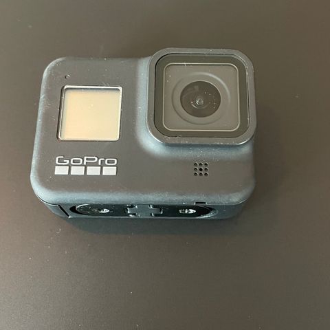 GoPro 8 Black med 3 batteri og masse tilbehør