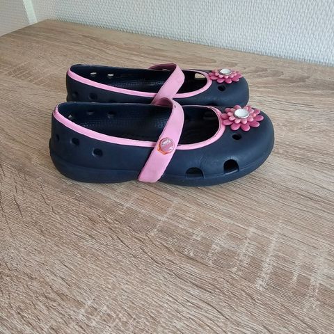 CROCS sandaler, str c9 (25-26)