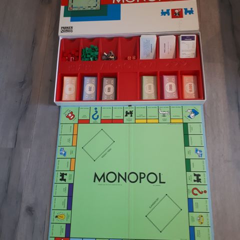 Monopol