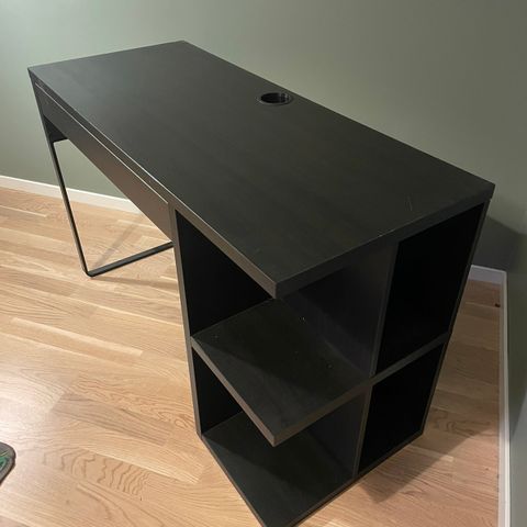 IKEA skrivebord Micke