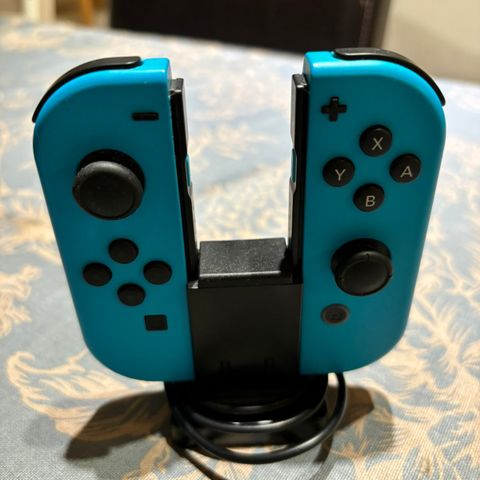 2 stk Joy Cons + Lader - Blå🔵🔵 Nintendo Switch