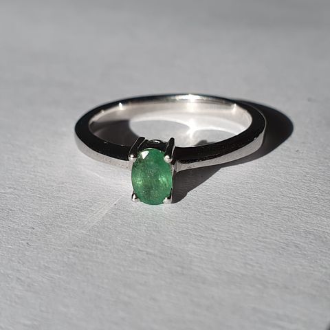 Brazilian Sakota Emerald Smaragd Diamonds Diamanter Sølv 925 Silver Ring Str.57