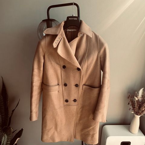 Givenchy kåpe beige