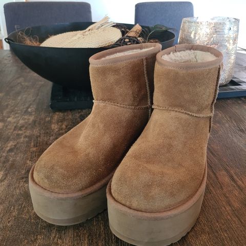 Ugg platform chesnut str 38