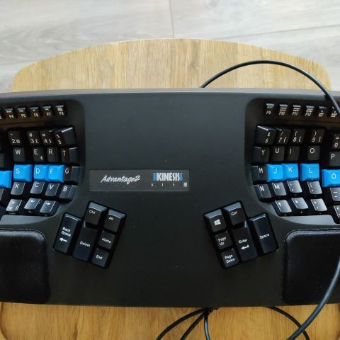 Kinesis Advantage2 ergonomisk tastatur, nordisk layout