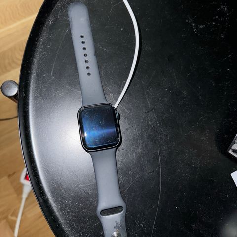 Apple Watch series SE 44