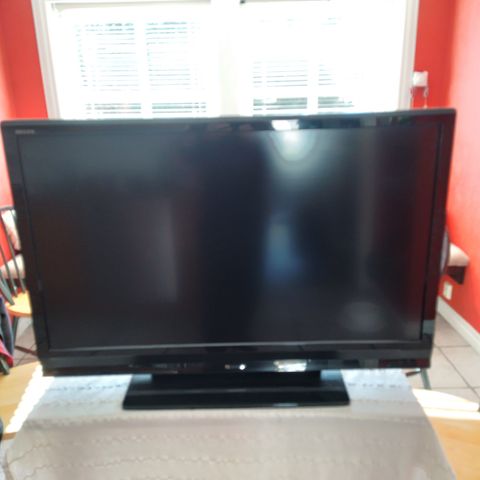 Toshiba Regza 42" LCD TV