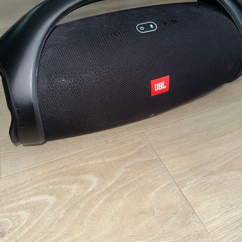 Jbl boombox 2