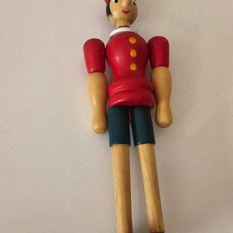 Gammel pinocchio-figur