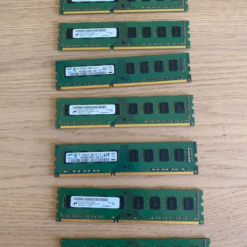 Diverse ram sticks 4, 2 og 1 gb ram