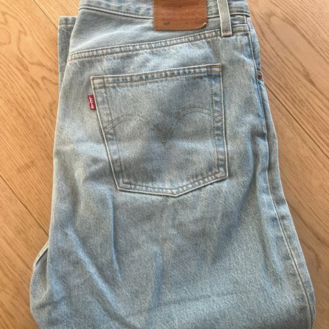 Levis 501 W23L26