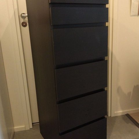 2 stk svart ikea malm kommode selges