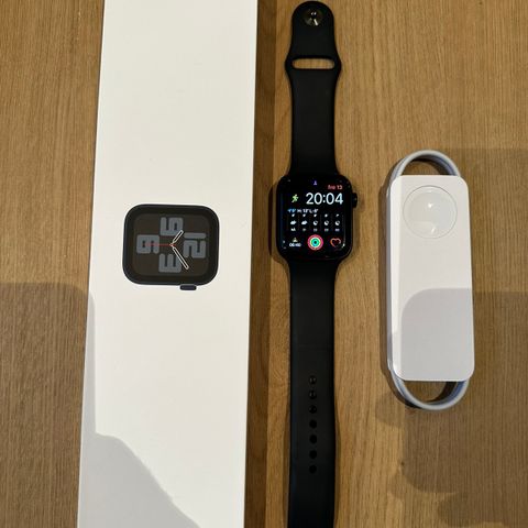 Apple Watch SE GPS 44 mm