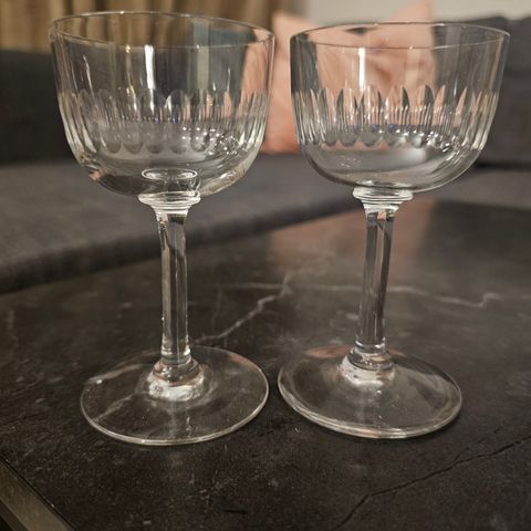 2 glass i krystall, fra Hadeland glassverk. Helene