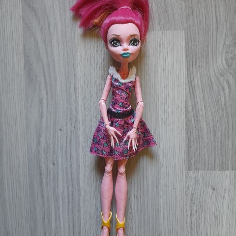 Monster High dukke