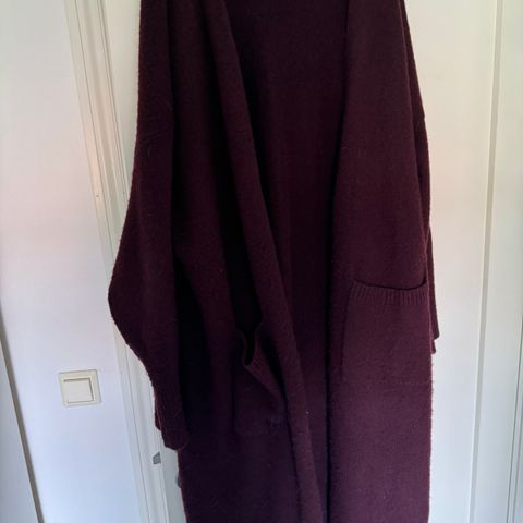 Deilig lang cardigan str XL