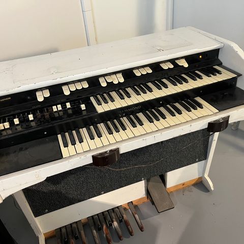 Hammond L100