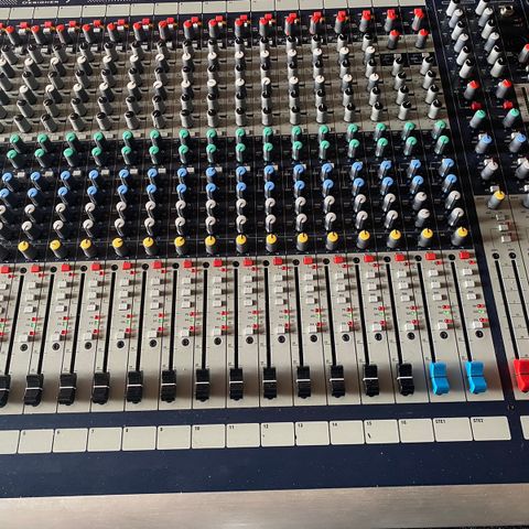 Lydmikser Soundcraft GB2 16chn. STE 1 & 2