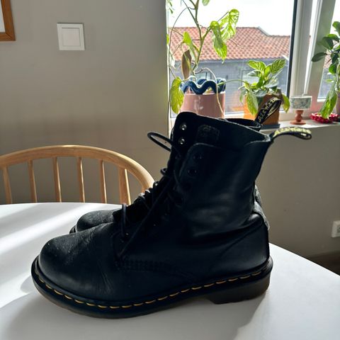 Dr martens boots